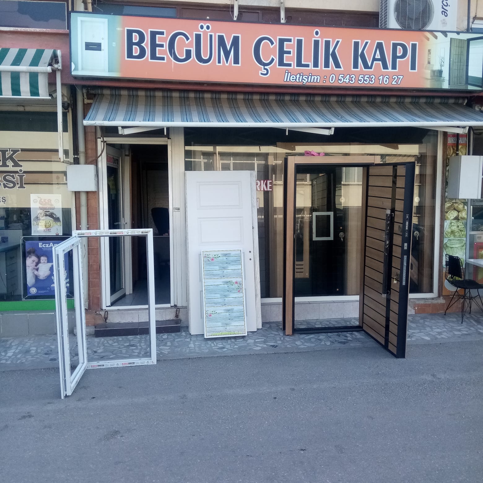 Edirne Merkez Icindeki Ahsap Boyama Deniz Kabugu Kutu Satild